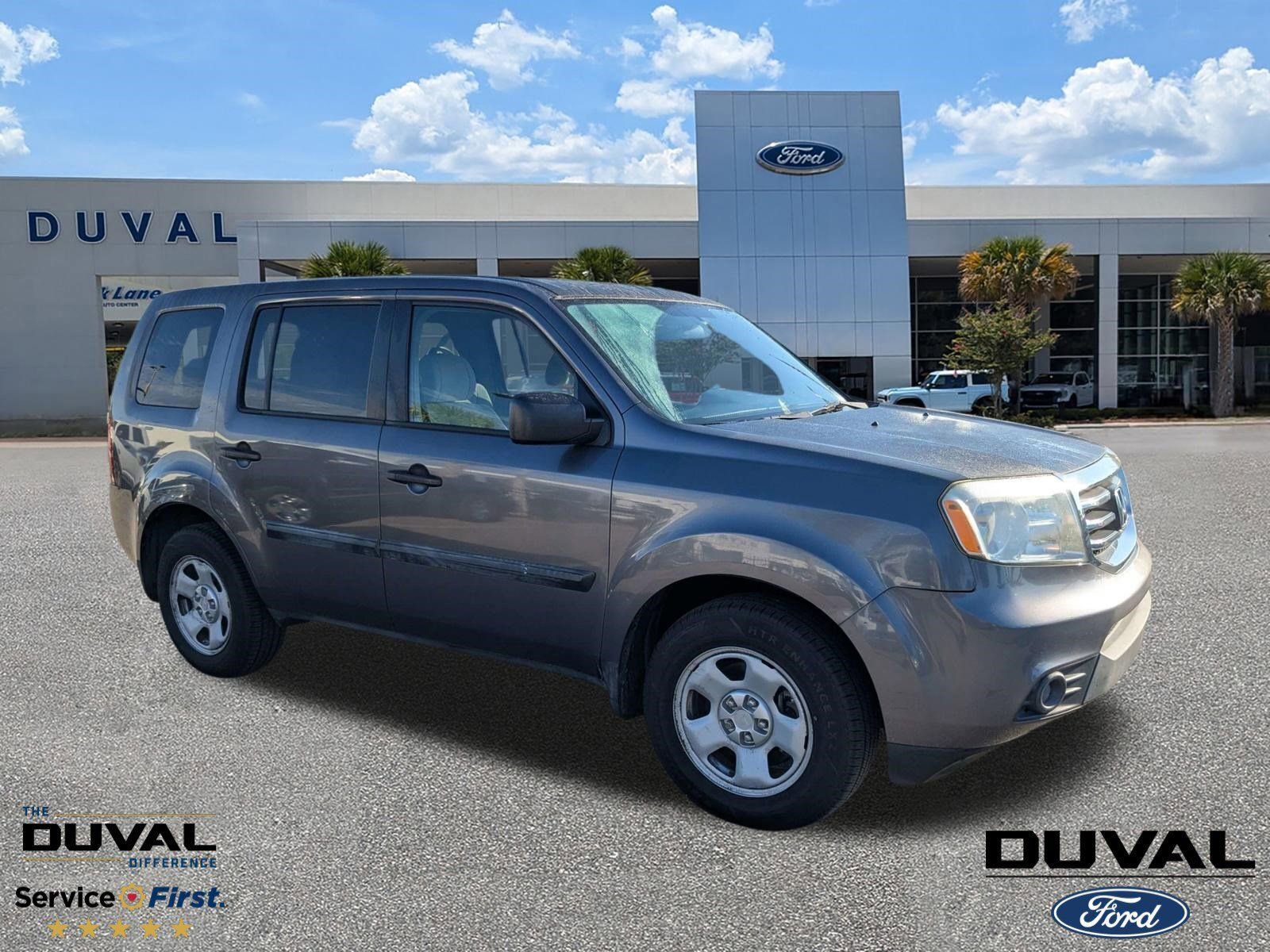 Used 2015 Honda Pilot LX image 1
