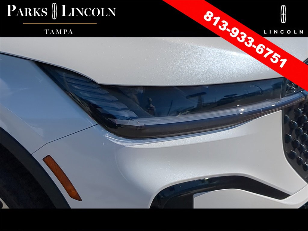 Used 2024 Lincoln Nautilus Premier w/ Jet Appearance Package image 6