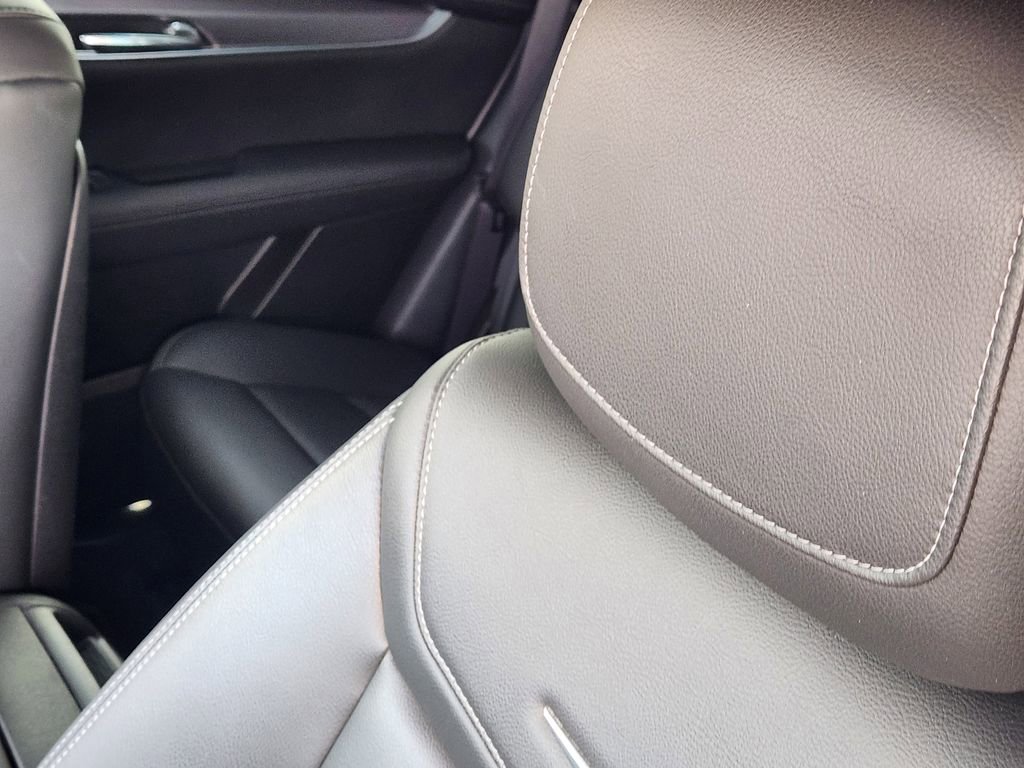 Used 2021 Cadillac XT5 Luxury image 16