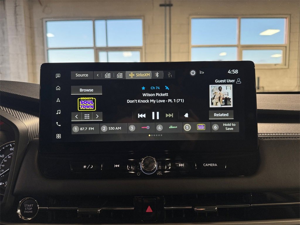 Used 2025 Mitsubishi Outlander SE image 17