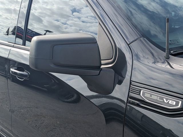 Used 2020 GMC Sierra 1500 Elevation w/ Elevation Value Package image 9