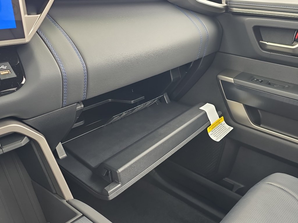 New 2026 Toyota Sequoia Platinum AWD/4WD image 35