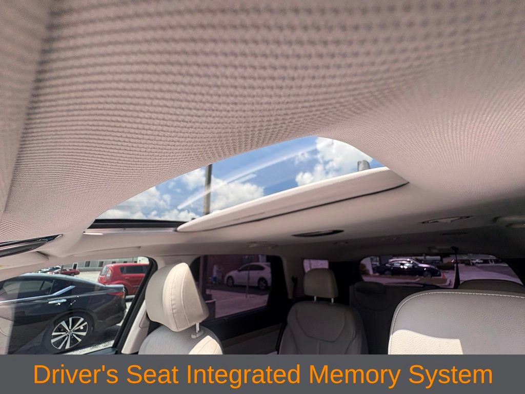Used 2022 Hyundai Palisade SEL w/ Premium Package FWD image 23