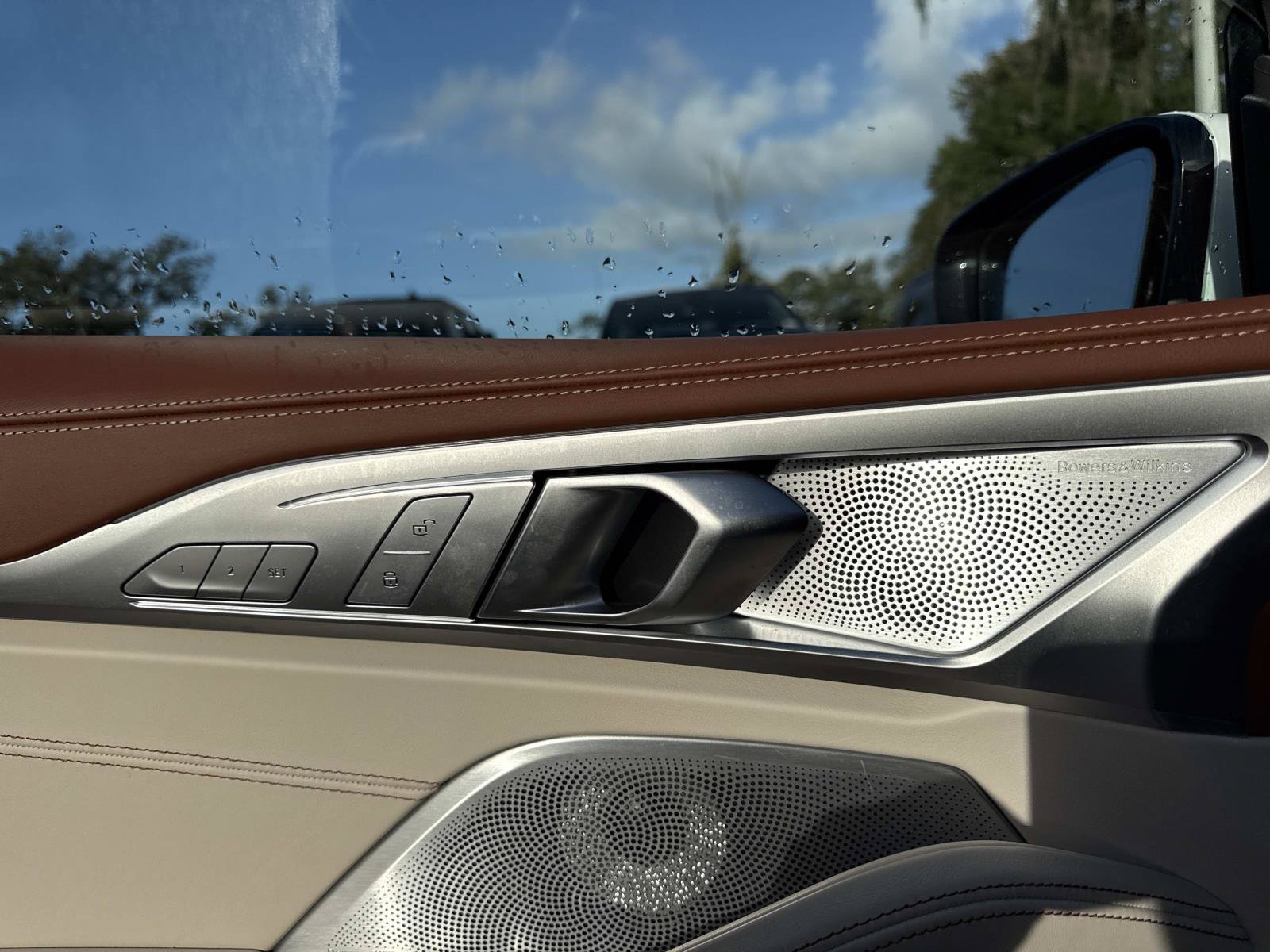 Used 2024 BMW 840i Convertible w/ Comfort Seating Package RWD image 16