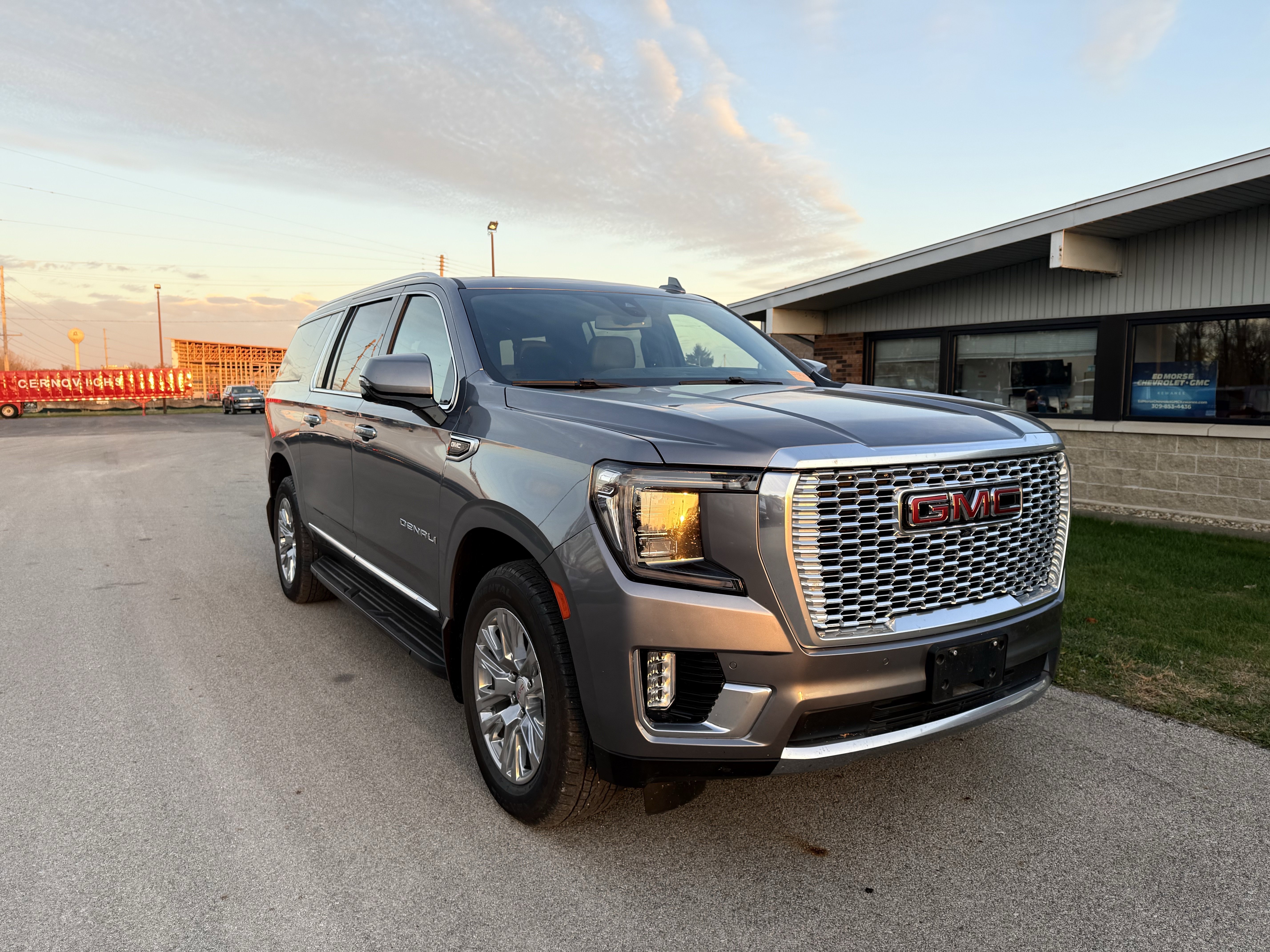 Certified 2022 GMC Yukon XL Denali image 8