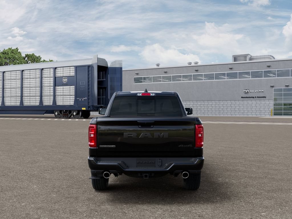 Used 2025 RAM 1500 Big Horn AWD/4WD image 7