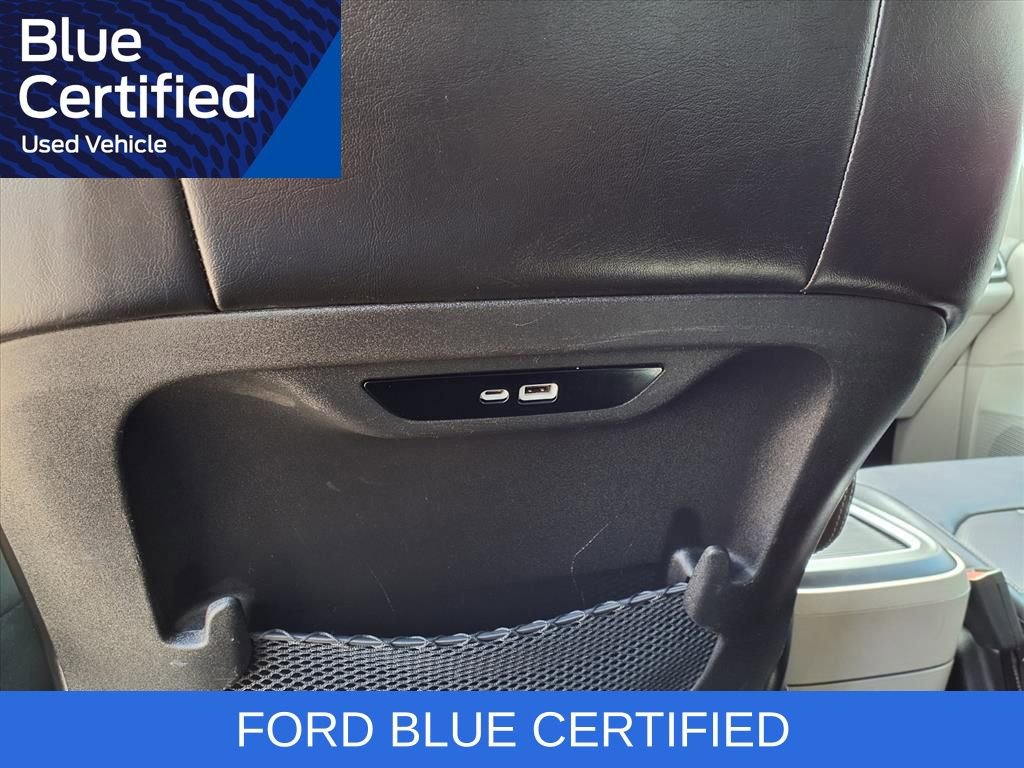 Used 2024 Chrysler Pacifica Touring-L FWD image 14
