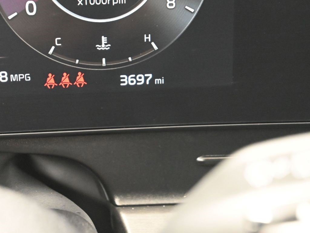 Certified 2025 Kia Sportage X-Pro image 17