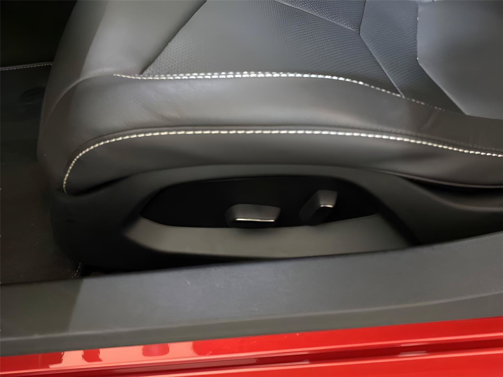 Used 2025 Chevrolet Corvette Z06 w/ Battery Protection Package RWD image 60