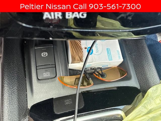 Certified 2022 Nissan Rogue Sport SV w/ Technology Package AWD/4WD image 14