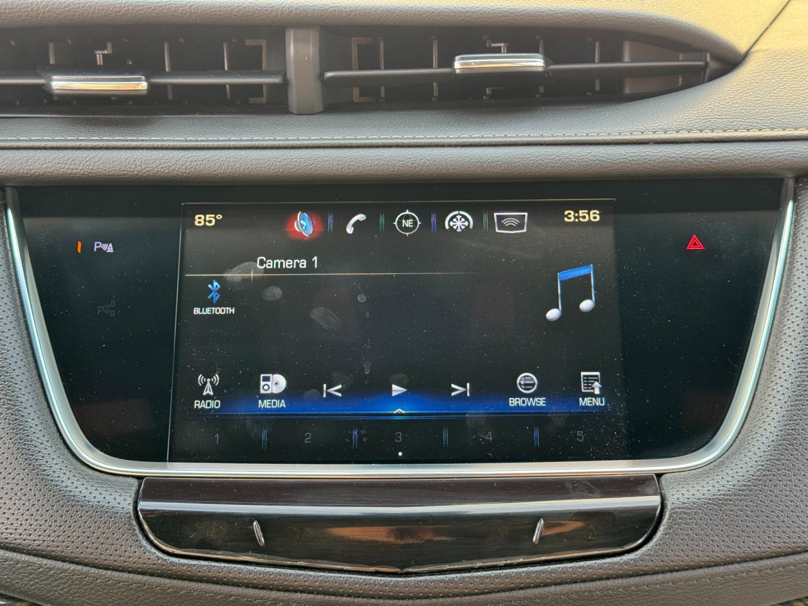 Used 2017 Cadillac XT5 FWD image 22