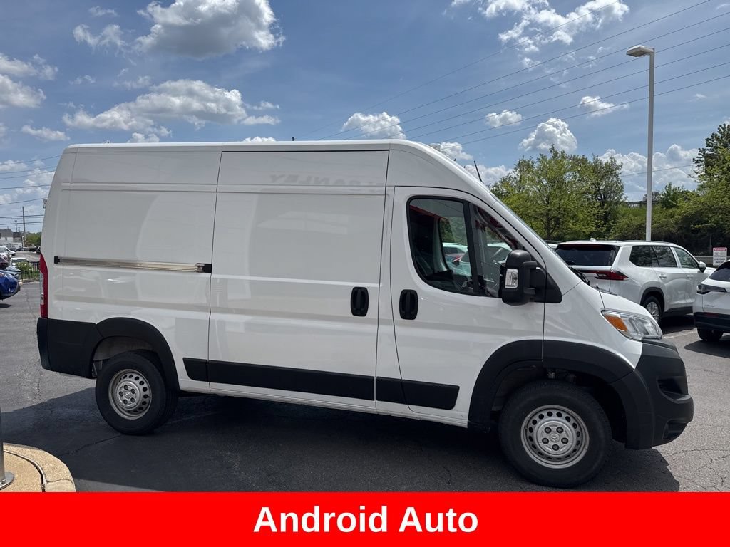 Used 2025 RAM ProMaster 2500 w/ Convenience Group FWD image 8