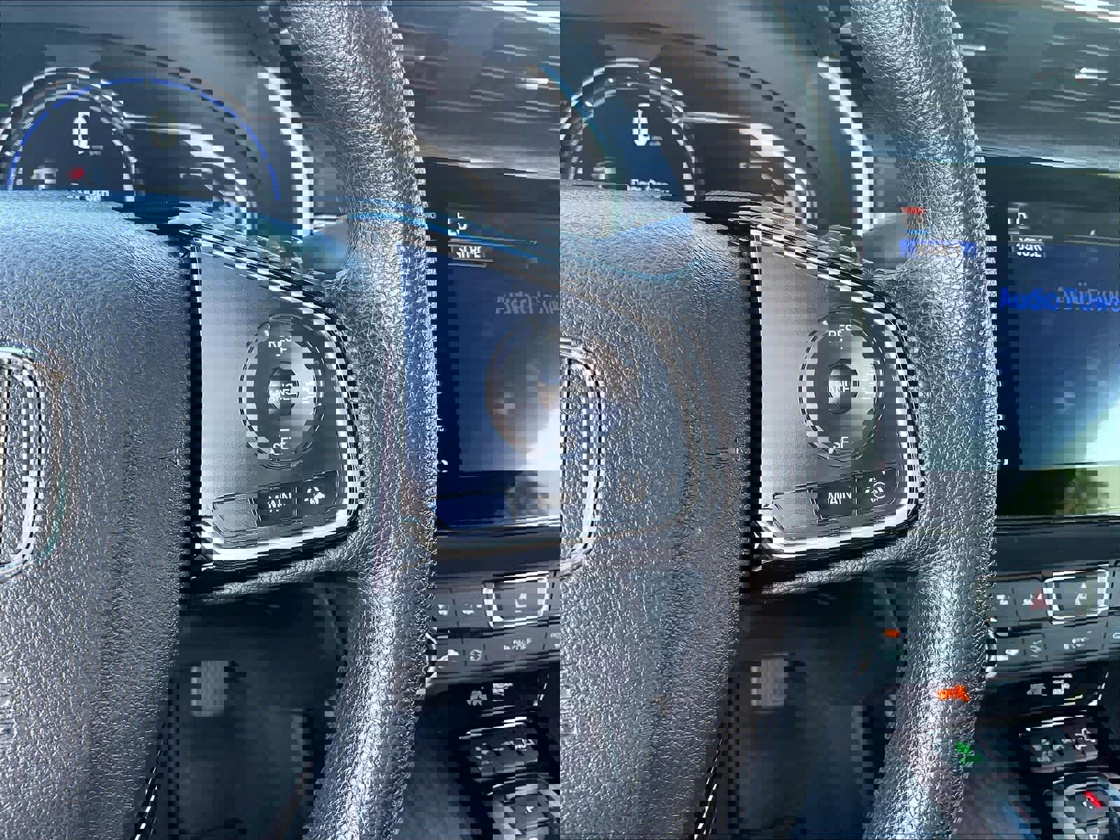 Used 2018 Honda Clarity Plug-In Hybrid image 19