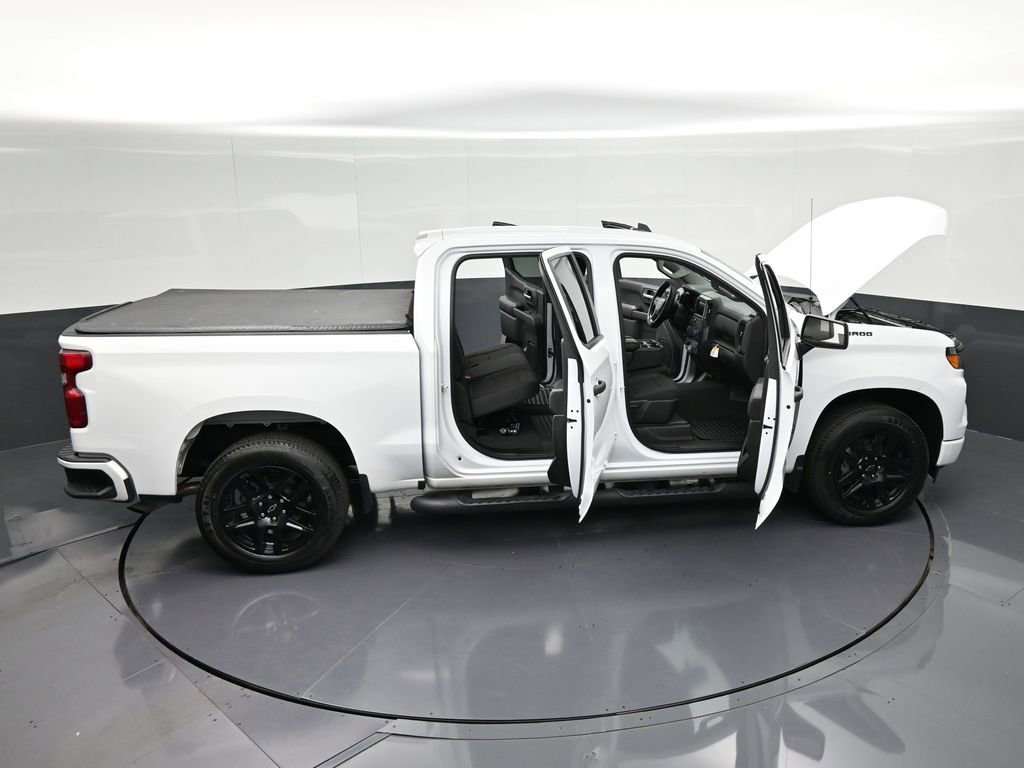 Used 2024 Chevrolet Silverado 1500 Custom w/ Turbomax Blackout Package RWD image 44