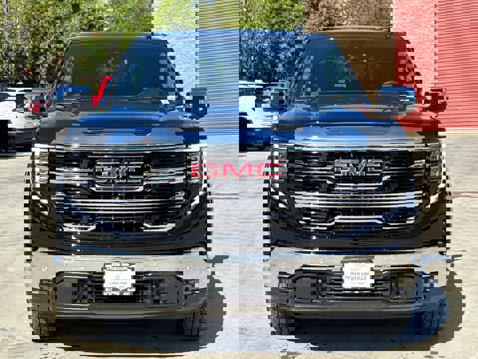 Used 2026 GMC Sierra 1500 SLT w/ SLT Premium Plus Package image 5