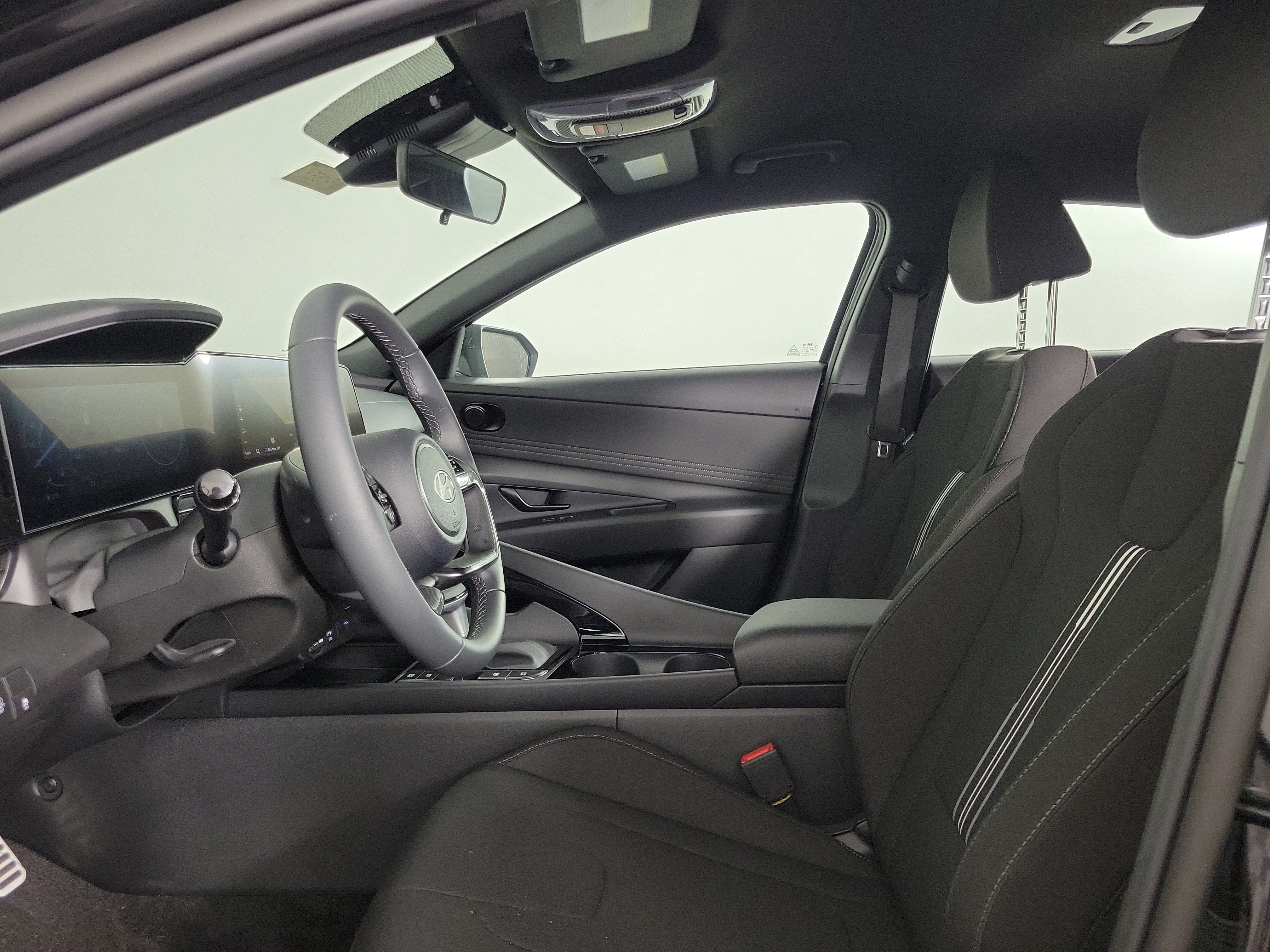New 2026 Hyundai Elantra SEL FWD image 24
