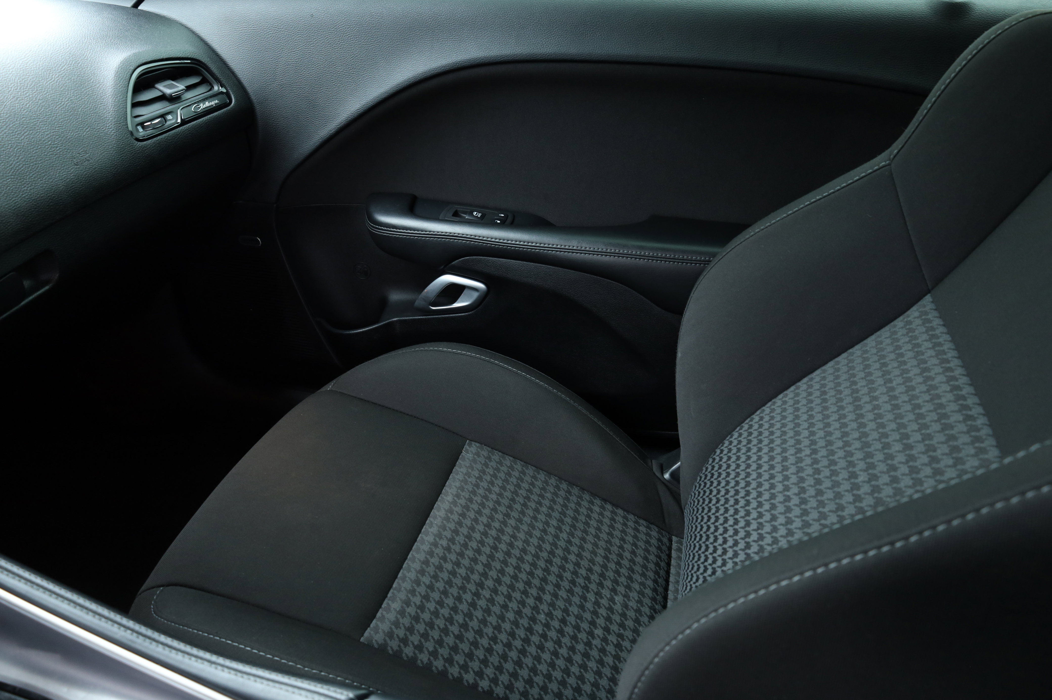 Used 2021 Dodge Challenger R/T w/ Blacktop Package image 14