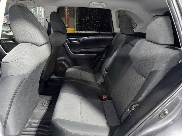 Certified 2022 Toyota RAV4 XLE image 17