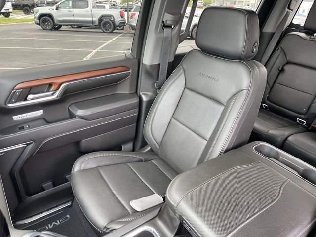 Used 2023 GMC Sierra 1500 Denali w/ Technology Package AWD/4WD image 23