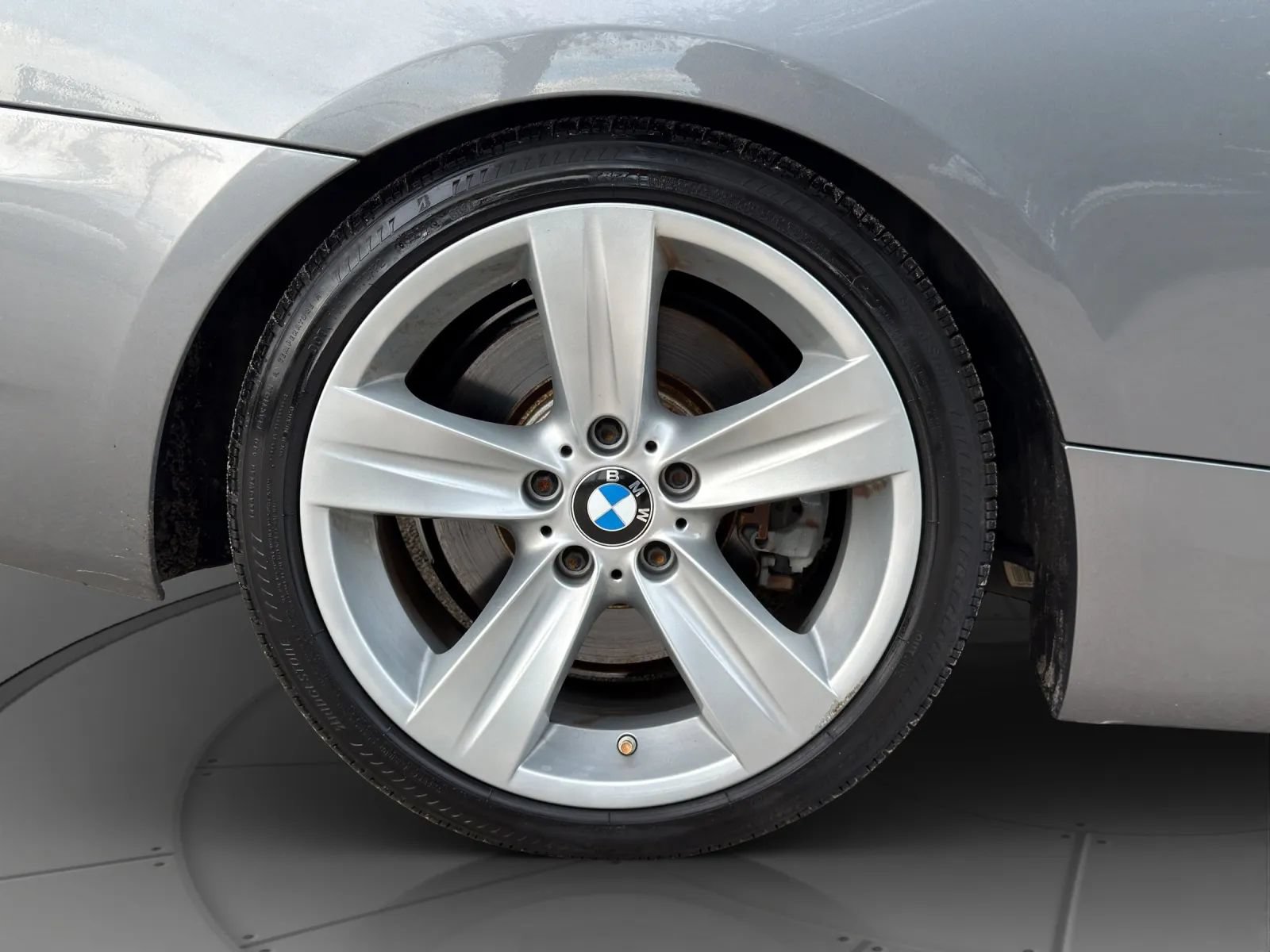 Used 2010 BMW 335i Convertible RWD image 24