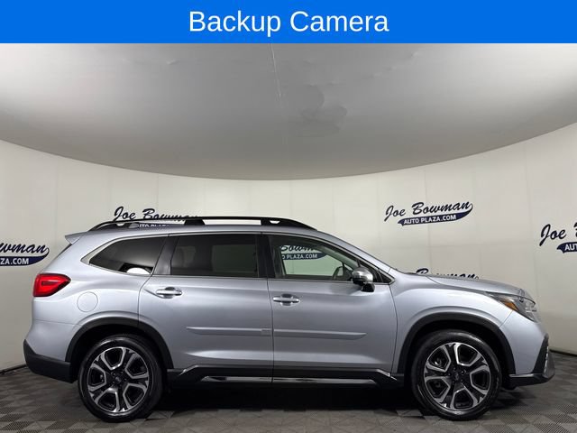 Used 2023 Subaru Ascent Limited w/ Technology Package AWD/4WD image 6
