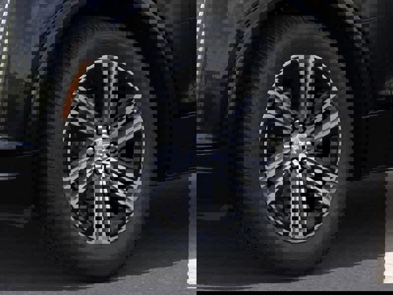 New 2026 Cadillac Lyriq Luxury image 9