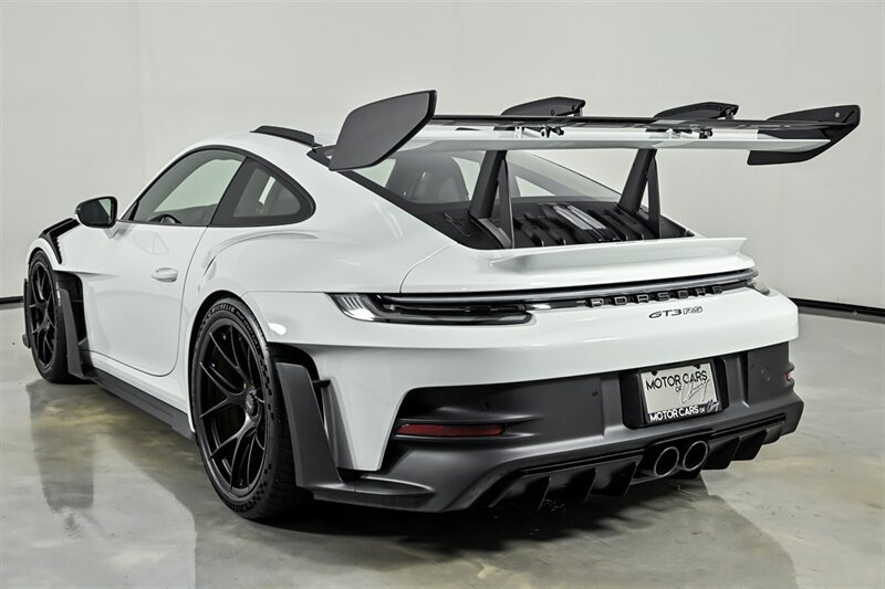 Used 2024 Porsche 911 GT3 RS RWD image 7