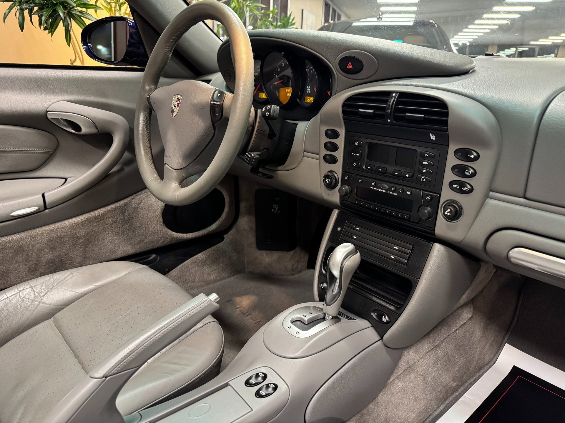 Used 2002 Porsche 911 Carrera image 34