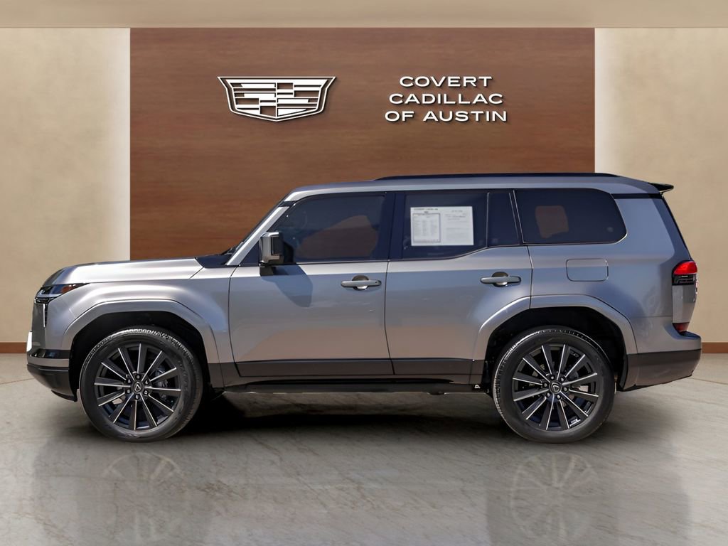 Used 2025 Lexus GX 550 w/ Accessory Package (2T) image 2