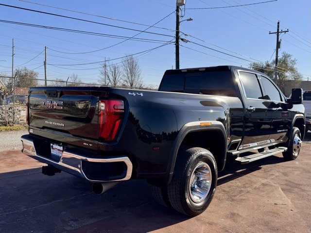 Used 2025 GMC Sierra 3500 SLT w/ SLT Convenience Package image 5