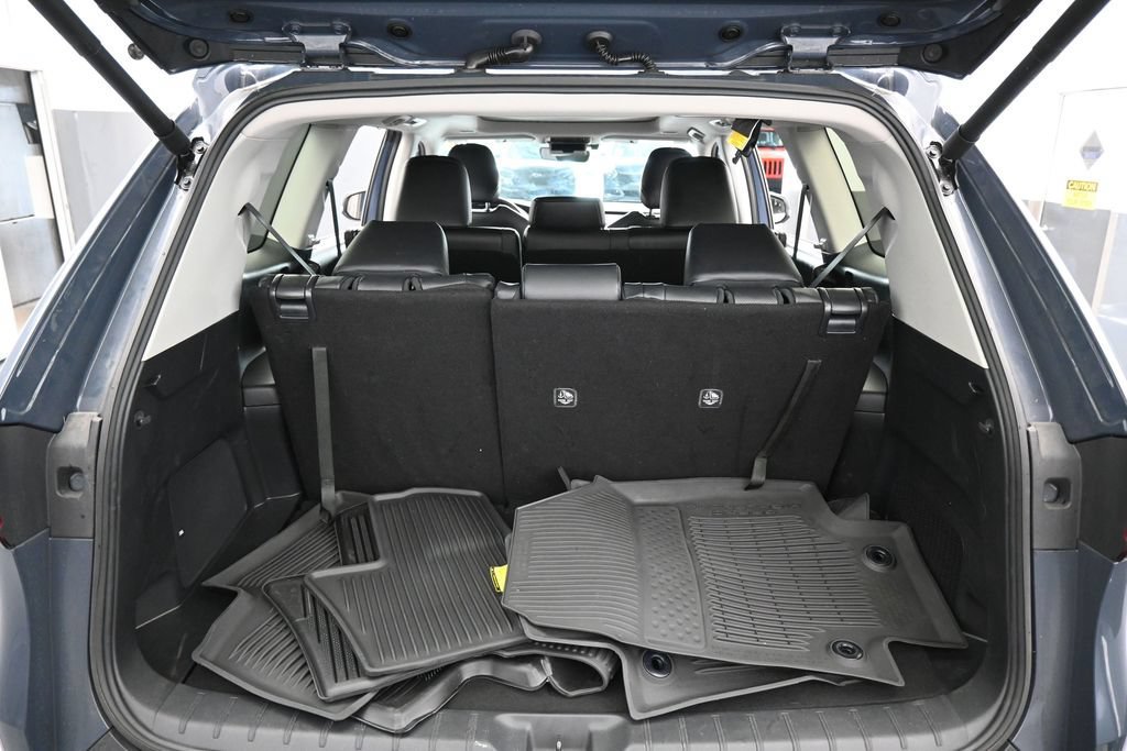 Used 2025 Toyota Grand Highlander FWD image 45