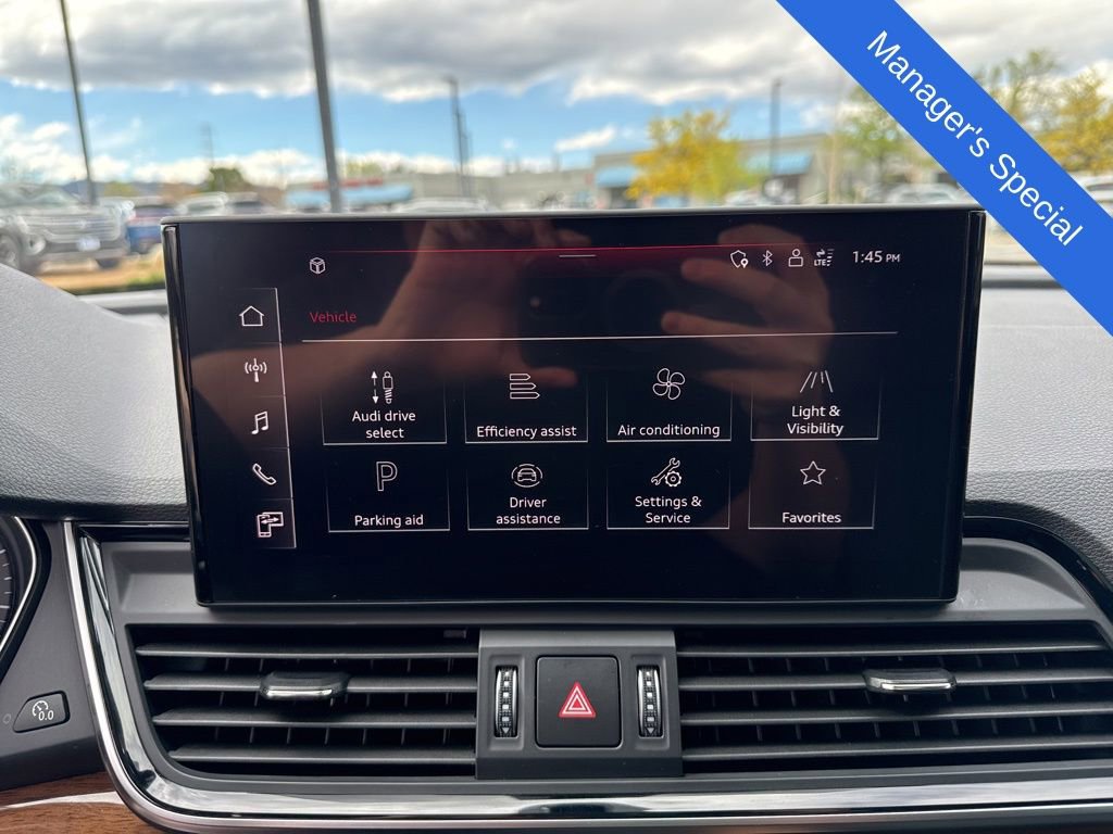 Used 2023 Audi Q5 2.0T Premium w/ Convenience Package AWD/4WD image 19