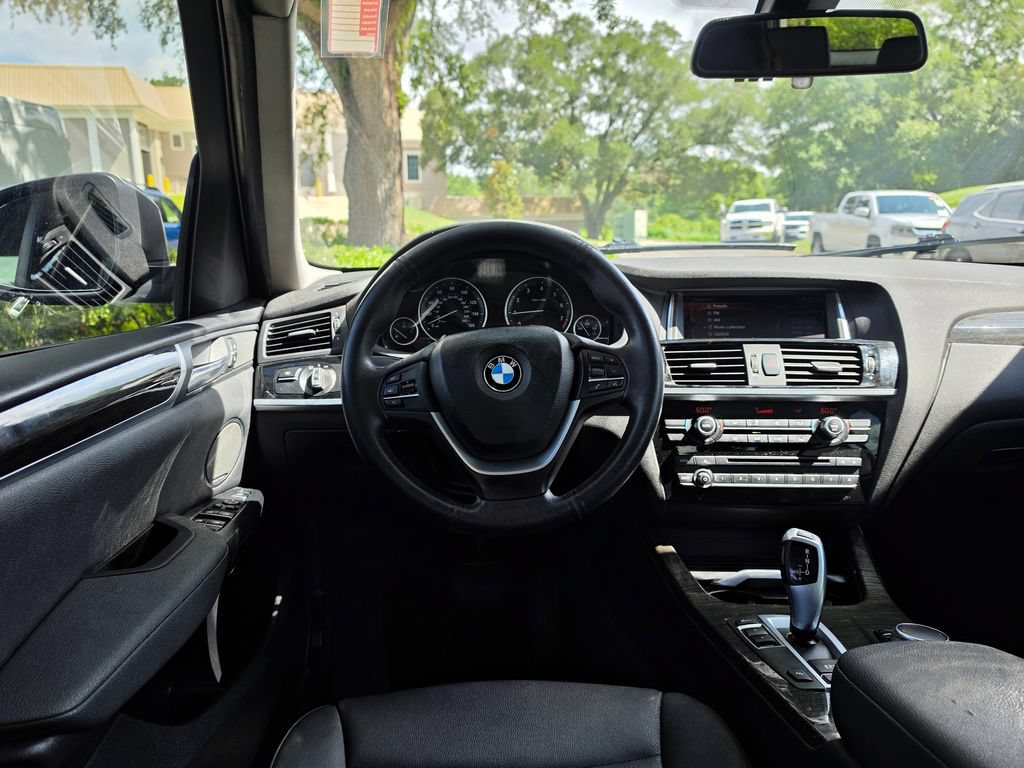Used 2017 BMW X3 sDrive28i RWD image 9