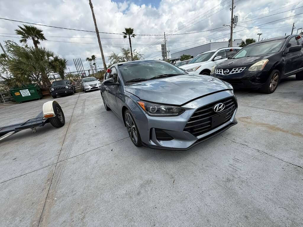 Used 2019 Hyundai Veloster 2.0 Premium FWD image 2