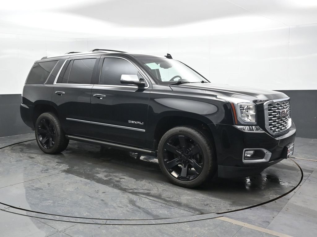 Used 2019 GMC Yukon Denali w/ Denali Ultimate Package image 3