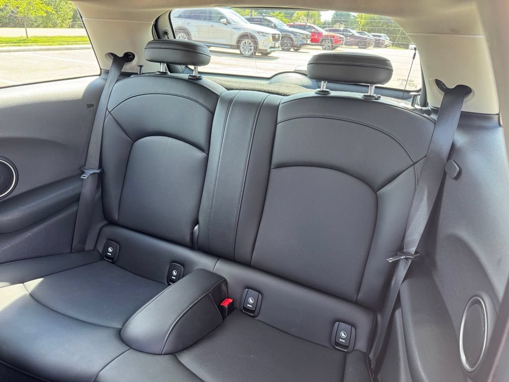 Used 2015 MINI Cooper S FWD image 7