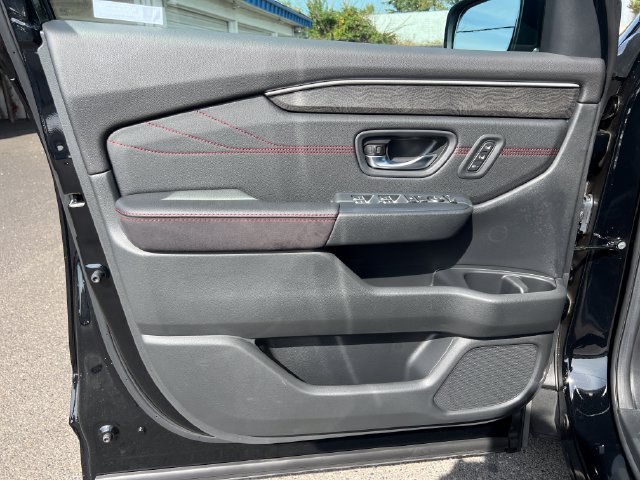 New 2026 Honda Pilot Black Edition image 17