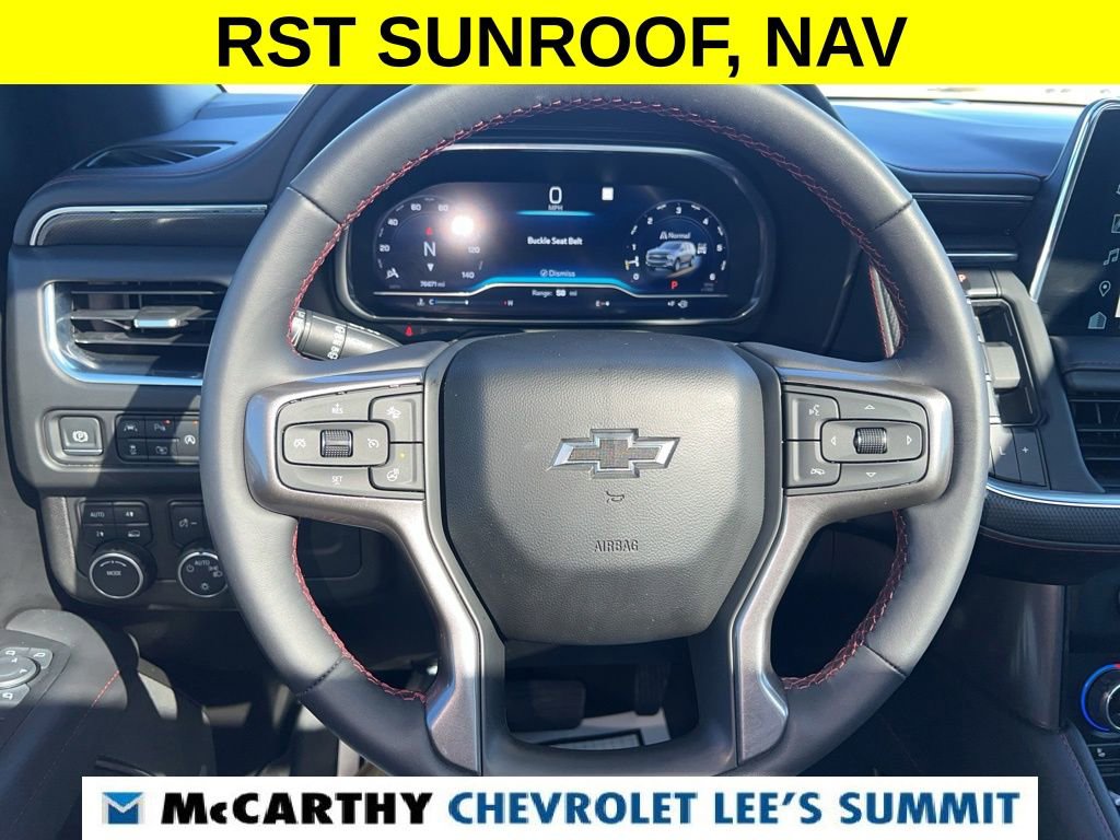 Used 2022 Chevrolet Suburban RST w/ Luxury Package image 25