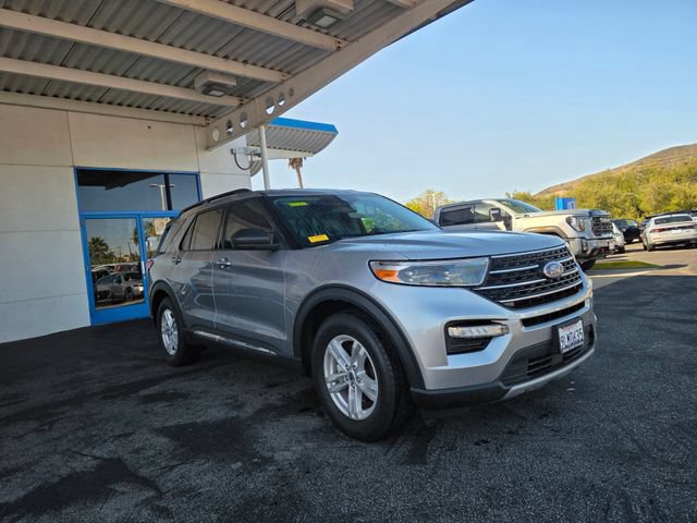 Used 2022 Ford Explorer XLT w/ Equipment Group 202A RWD image 3