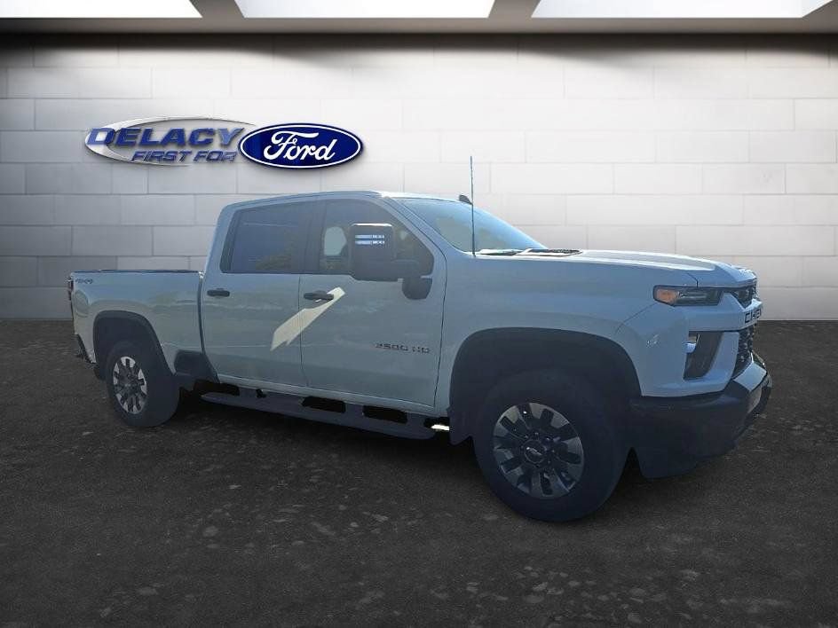 Used 2022 Chevrolet Silverado 2500 Custom w/ Custom Value Package AWD/4WD image 10