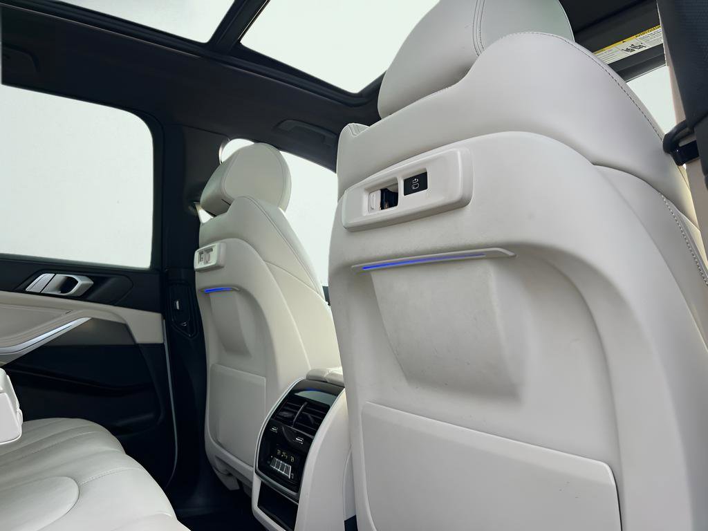 Used 2019 BMW X5 xDrive40i w/ Convenience Package image 28