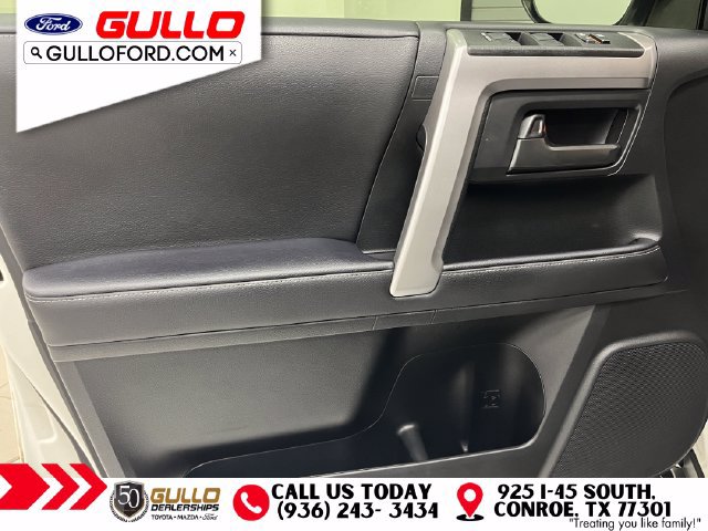 Used 2022 Toyota 4Runner SR5 Premium w/ Moonroof Package AWD/4WD image 21