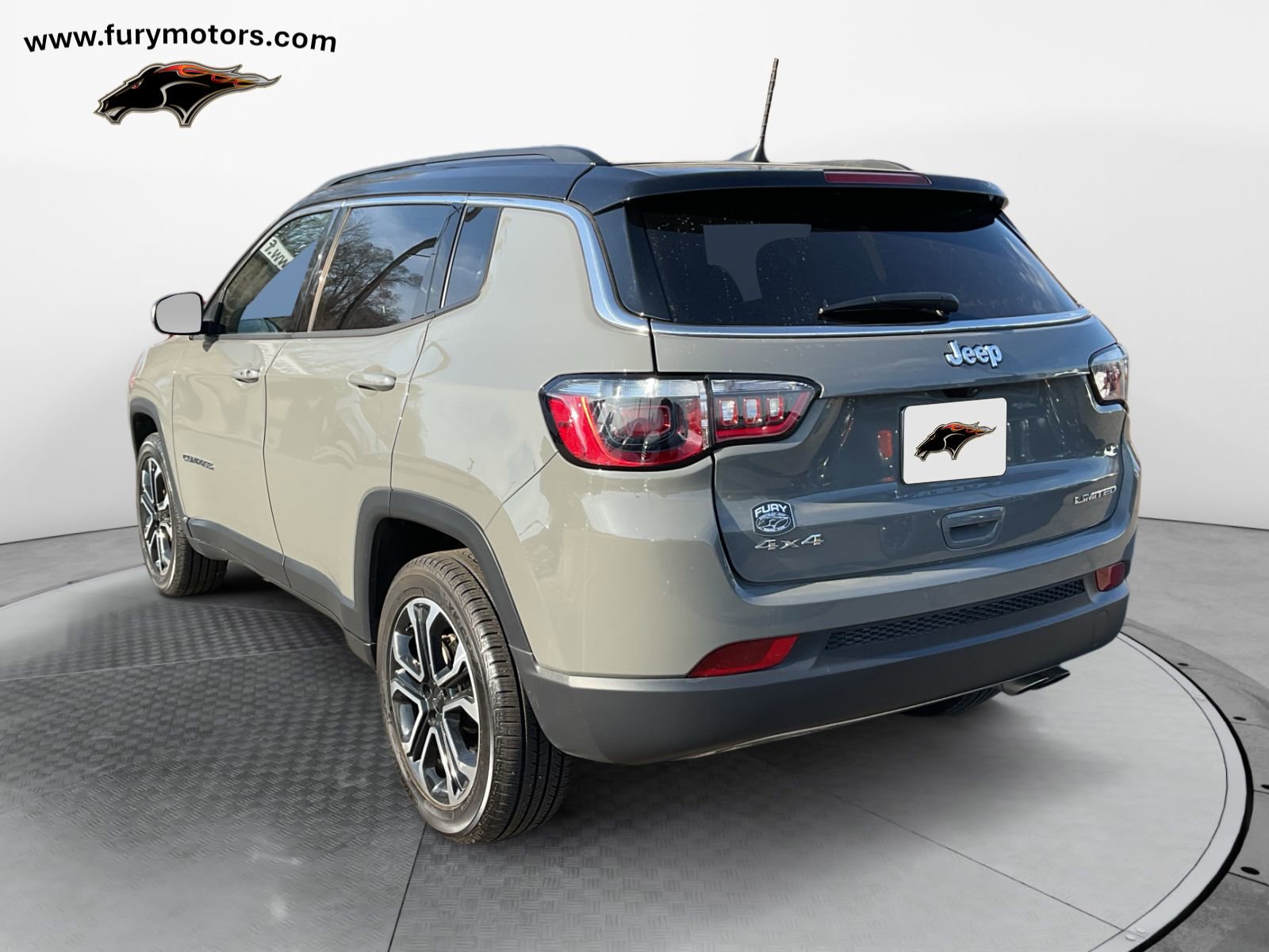 Used 2022 Jeep Compass Limited AWD/4WD image 5