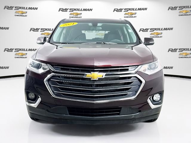 Used 2021 Chevrolet Traverse LT image 2
