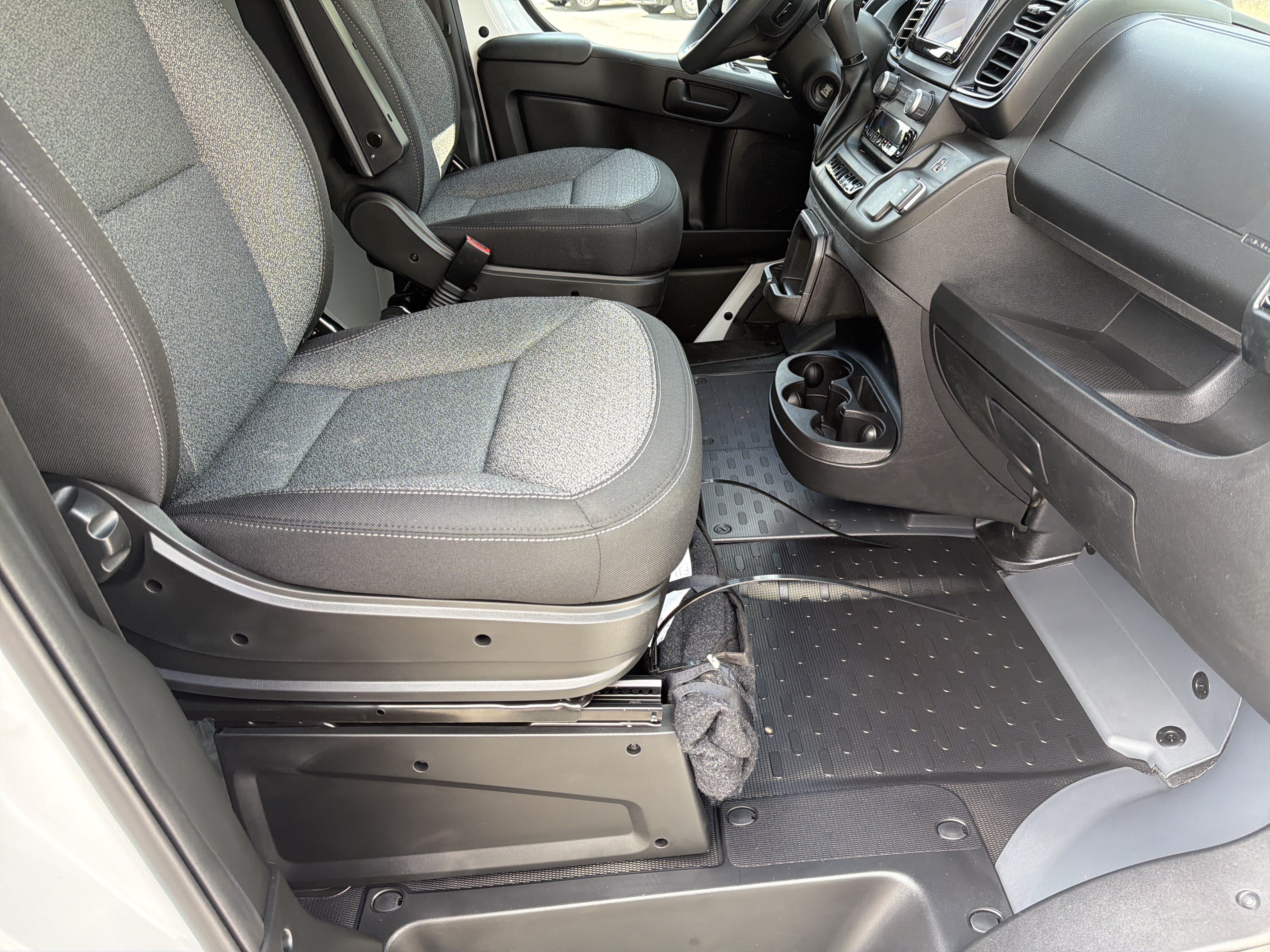 New 2026 RAM ProMaster 1500 w/ Safety Group FWD image 16