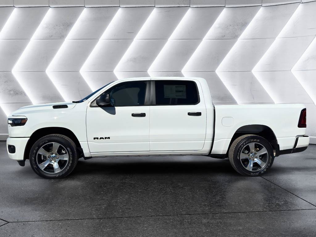 New 2026 RAM 1500 Express AWD/4WD image 5