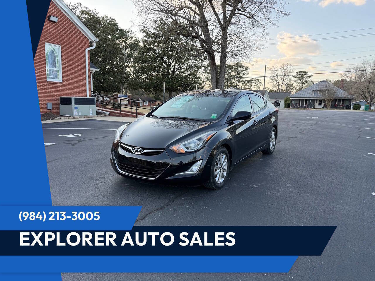 Used 2014 Hyundai Elantra SE w/ Option Group 02 FWD image 1