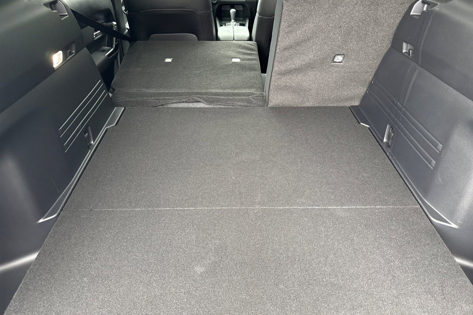 Certified 2025 MAZDA CX-50 AWD 2.5 S w/ Premium Plus Pkg image 17