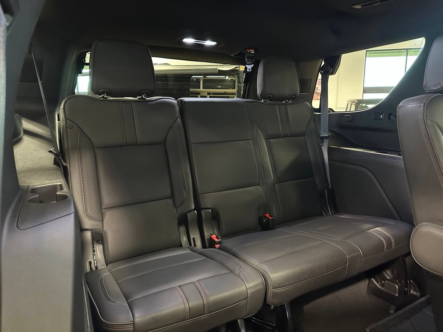 Used 2023 Chevrolet Tahoe RST w/ Luxury Package AWD/4WD image 41