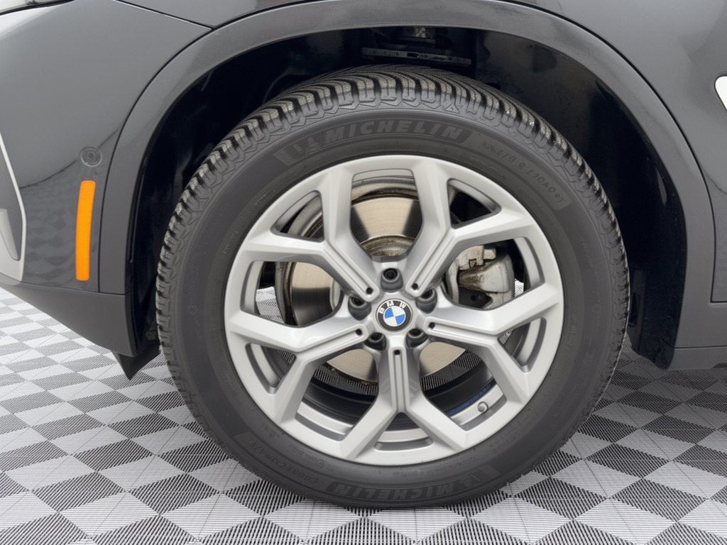 Used 2024 BMW X3 xDrive30i w/ Premium Package AWD/4WD image 13